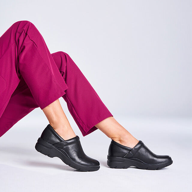 White oxford nursing shoes deals